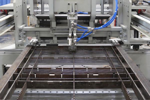 HWASHI स्वचालित तार जाल पैनल पिंजरे वेल्डिंग वेल्डेड तार जाल के लिए मशीन बनाने की लाइन 3