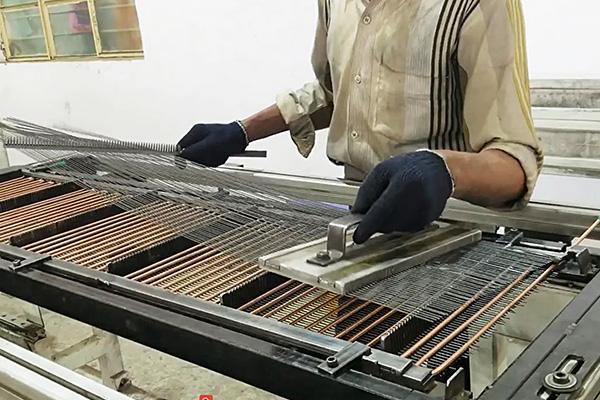 रेफ्रिजरेटर तार ट्यूब संघनित्र उत्पादन लाइन मशीन, वेल्डिंग और झुकने की मशीन 5