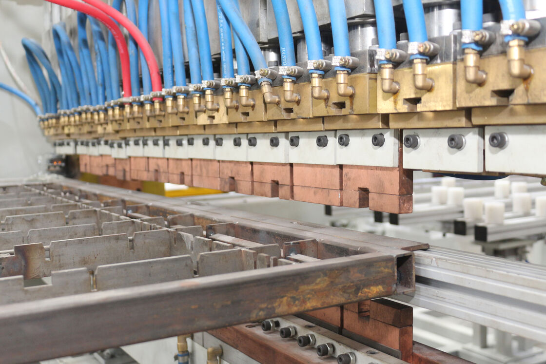 Automatic Wire Mesh Gantry Welding Machine With Double Layer Feeder and 10 Electrodes for Multi-Point Welding